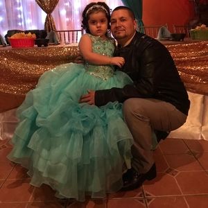 Meet your Posher, Otilio